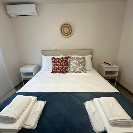 Apartmán Rouli's By About Paxos